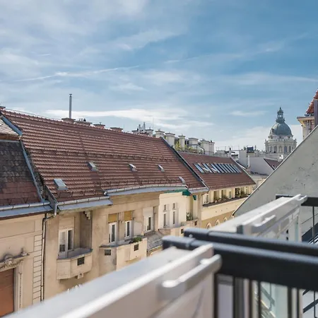 Luxury 5 Bedroom 5 Bathroom Penthouse By The Opera * Budapeste