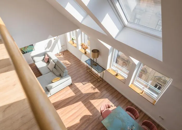 Luxury 5 Bedroom 5 Bathroom Penthouse By The Opera Apartament Budapesta