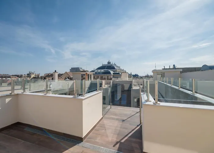 Luxury 5 Bedroom 5 Bathroom Penthouse By The Opera Apartament *