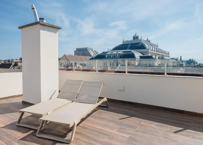 Luxury 5 Bedroom 5 Bathroom Penthouse By The Opera *