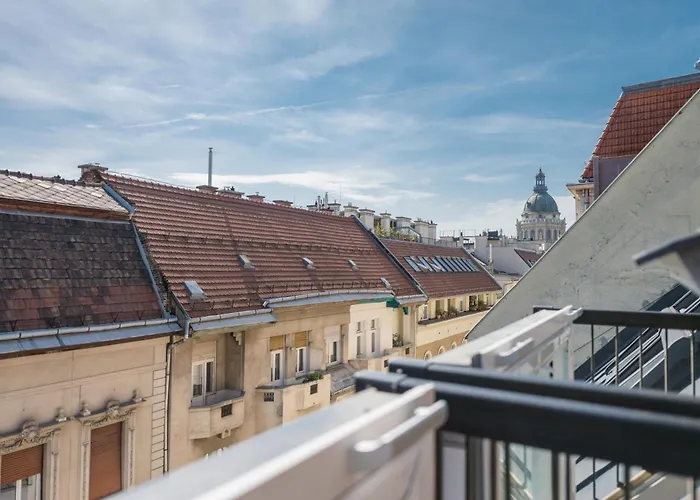 Luxury 5 Bedroom 5 Bathroom Penthouse By The Opera * Budapest